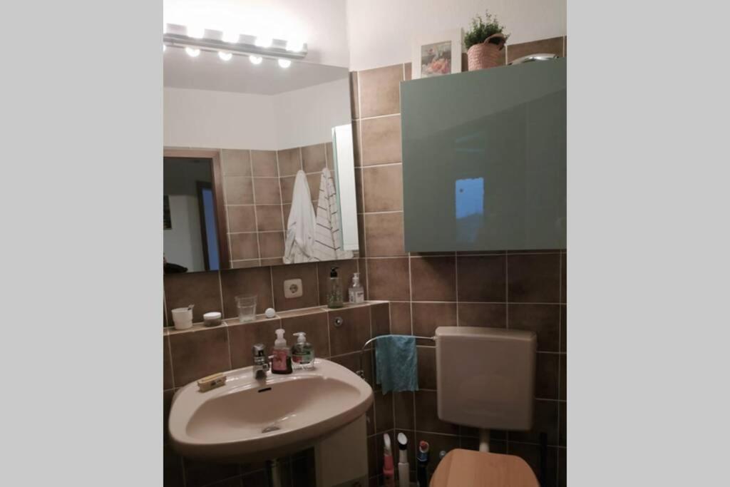 Traveloge Mit Schwimmbad Und Sauna Lubeck Exterior photo